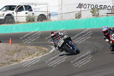 media/Apr-20-2025-AHRMA (Sun) [[393a79c373]]/Race/group 10 early race/Turn 4b/